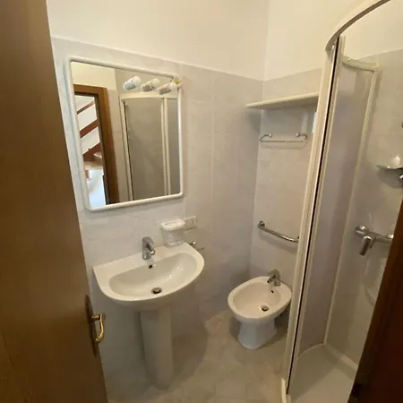 Apartment Charming Two Level With Garden And Bbq *