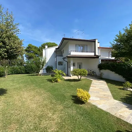 Apartamento Charming Two Level With Garden And Bbq